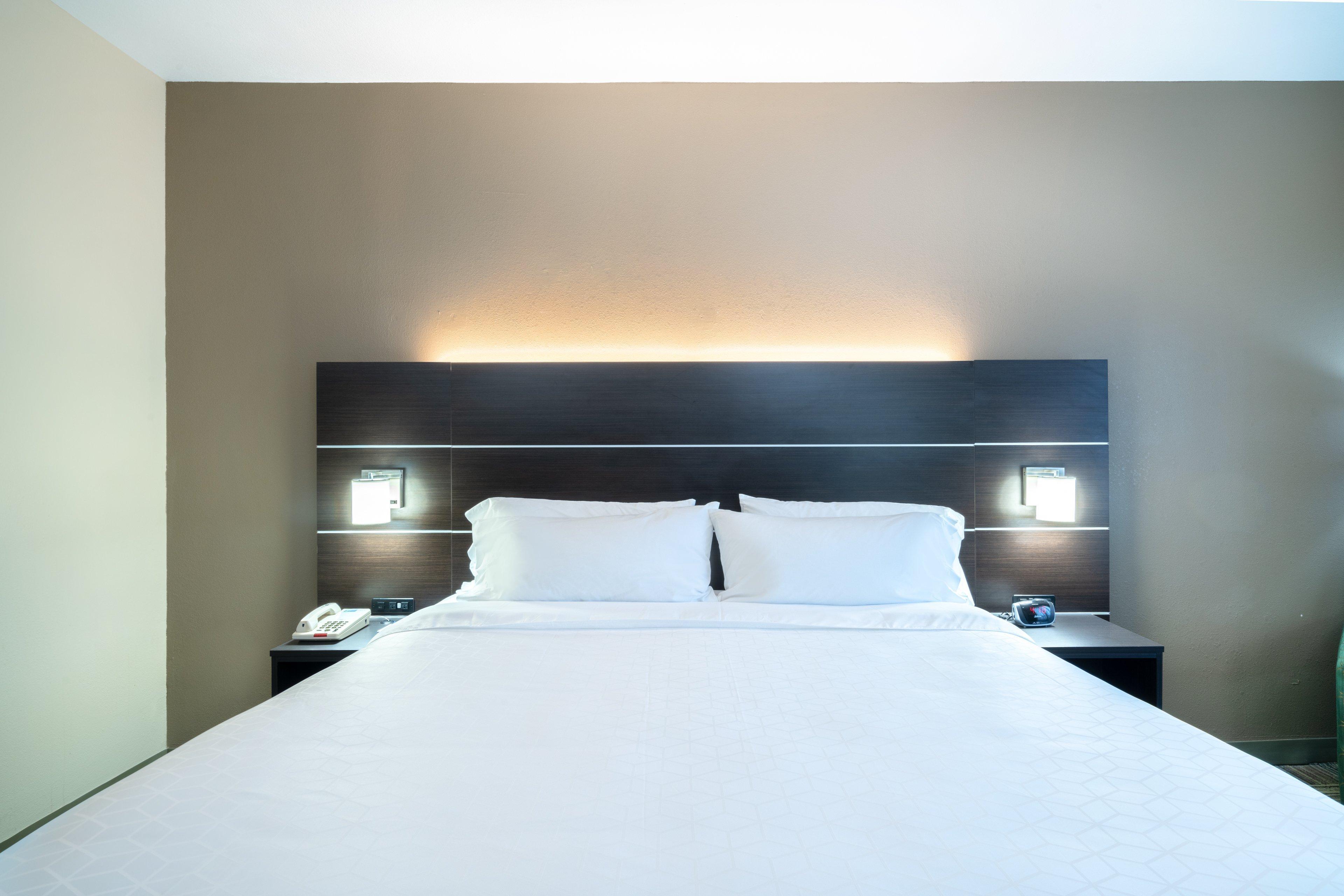 Holiday Inn Express Hotel & Suites Ashland By Ihg Exterior photo