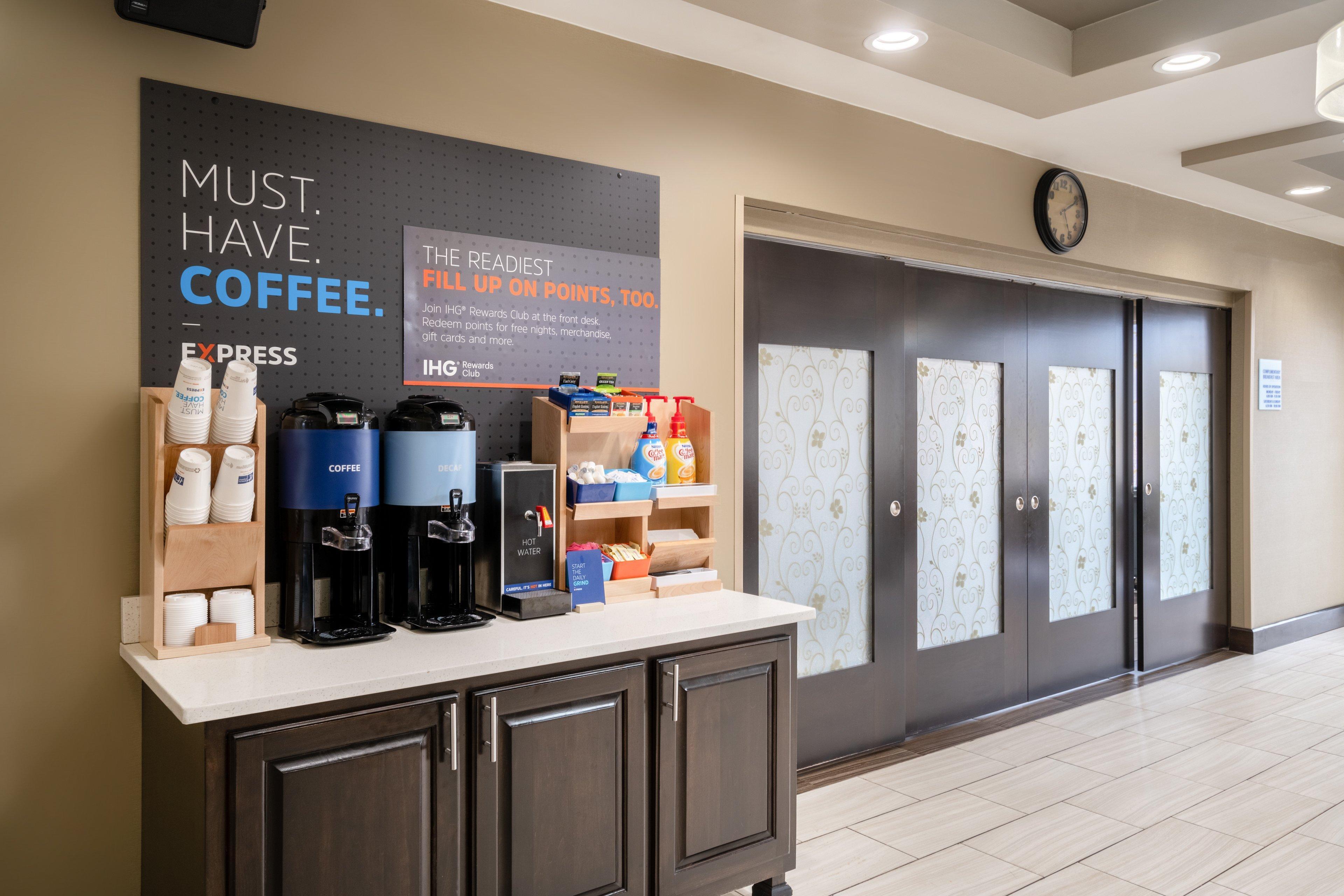 Holiday Inn Express Hotel & Suites Ashland By Ihg Exterior photo