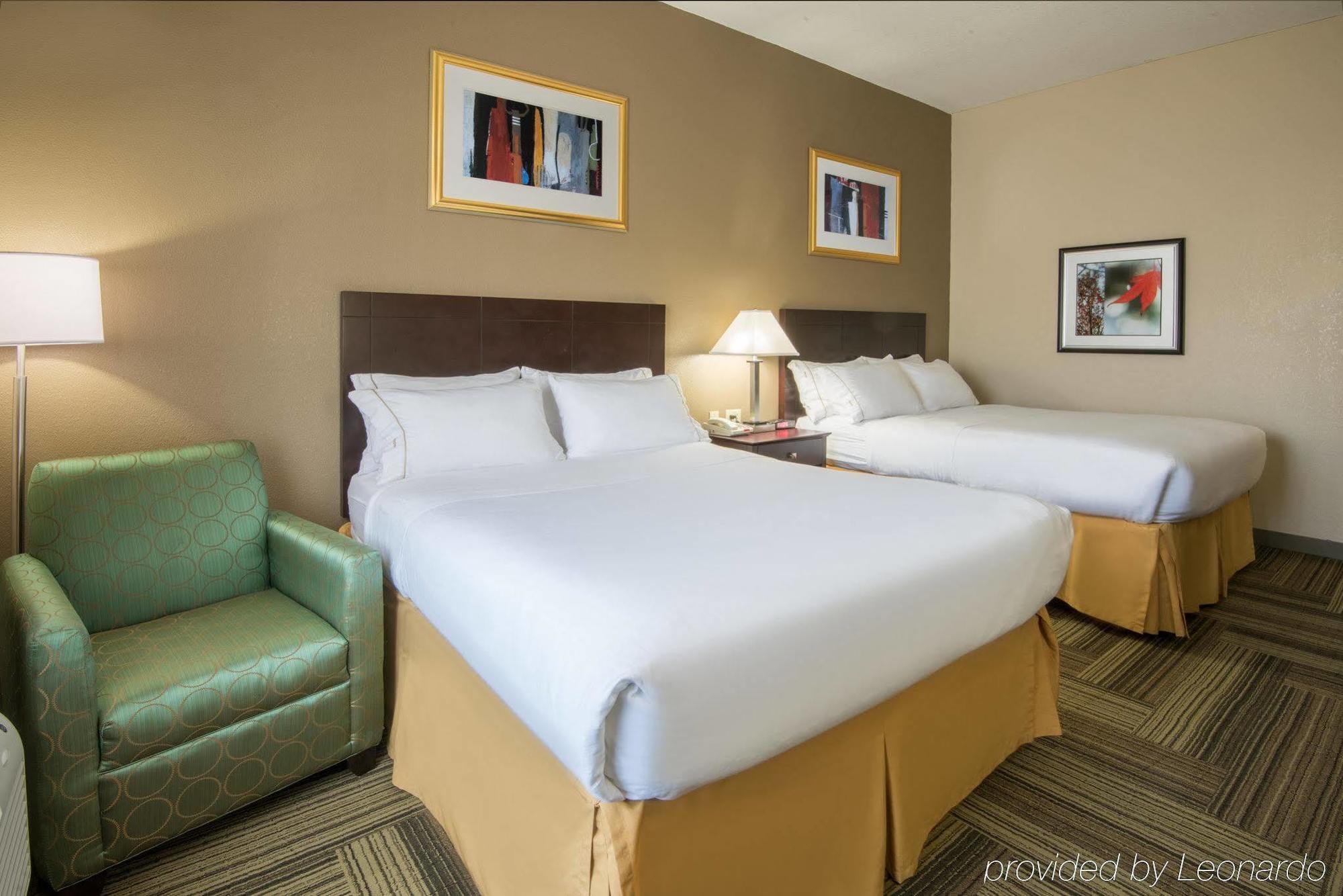 Holiday Inn Express Hotel & Suites Ashland By Ihg Exterior photo