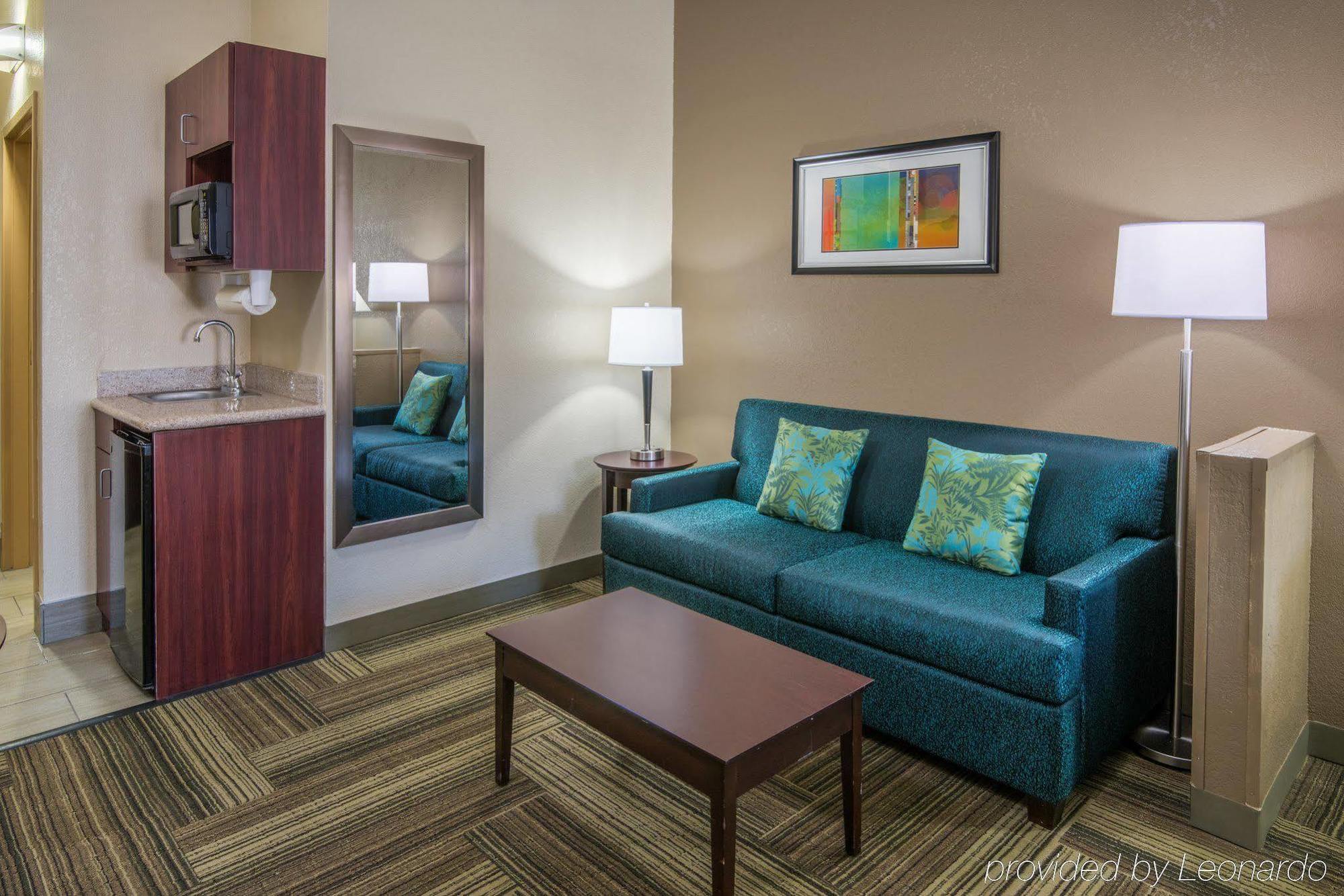 Holiday Inn Express Hotel & Suites Ashland By Ihg Exterior photo