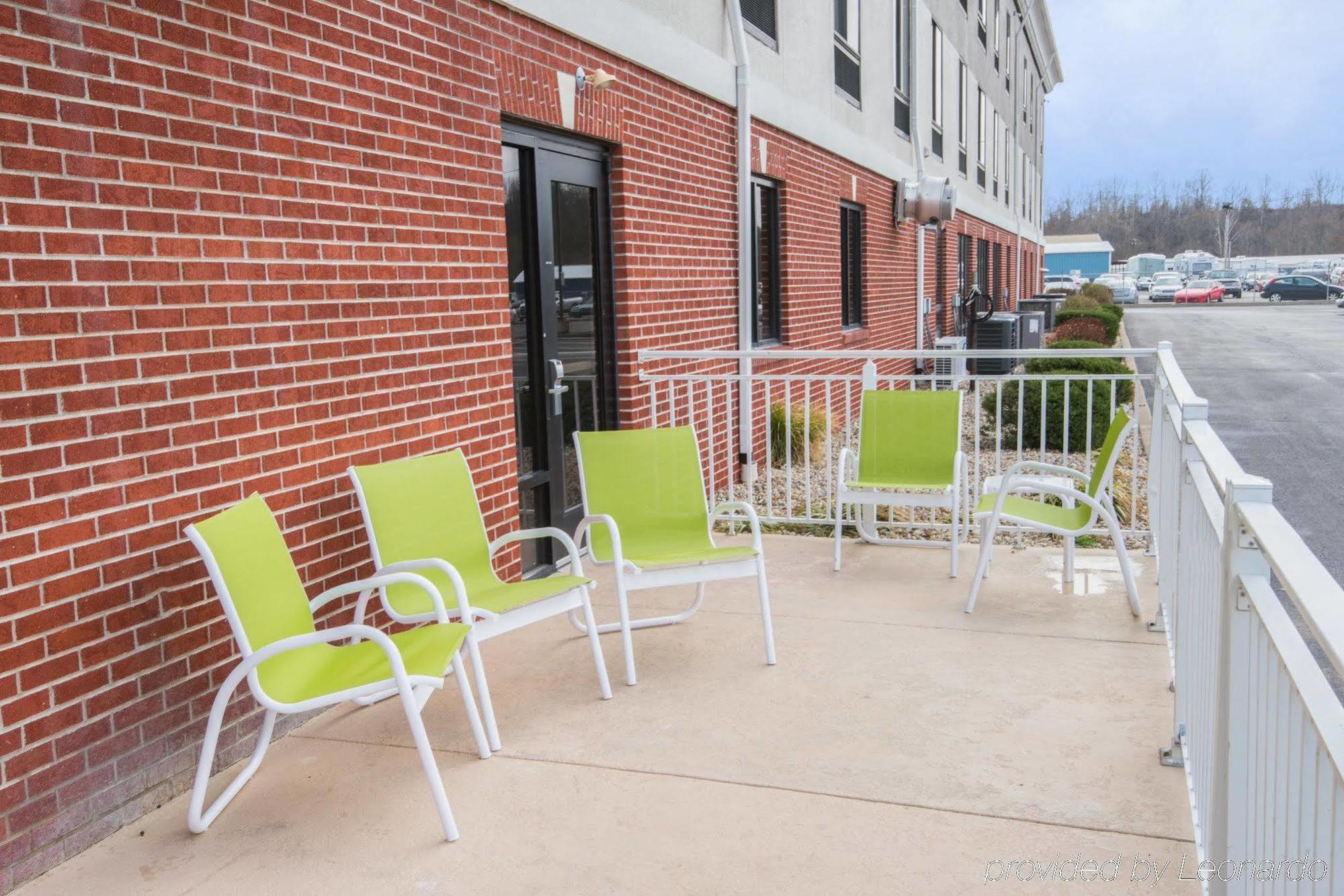 Holiday Inn Express Hotel & Suites Ashland By Ihg Exterior photo