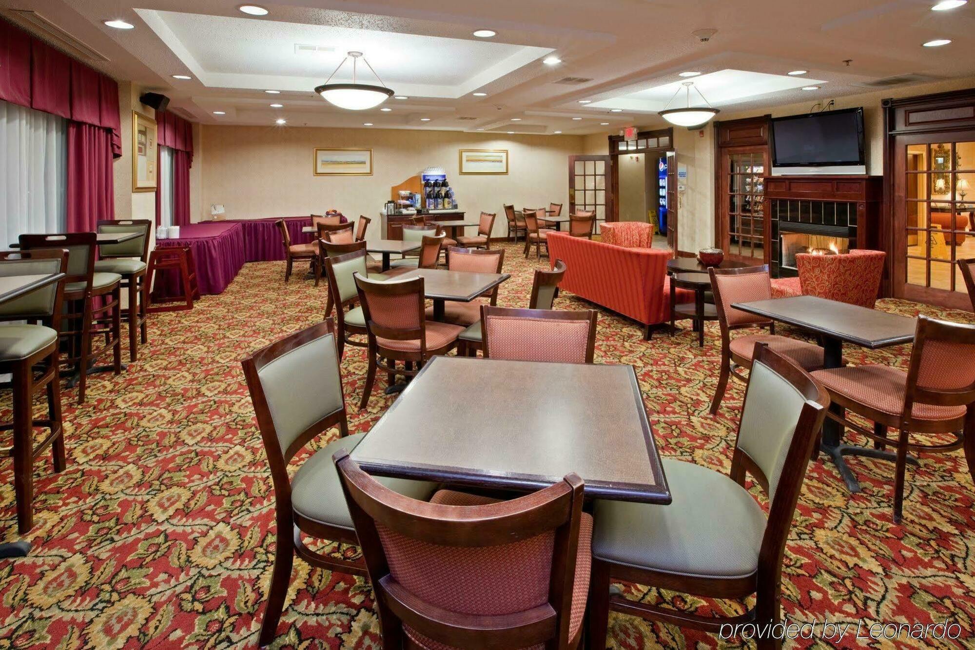 Holiday Inn Express Hotel & Suites Ashland By Ihg Exterior photo