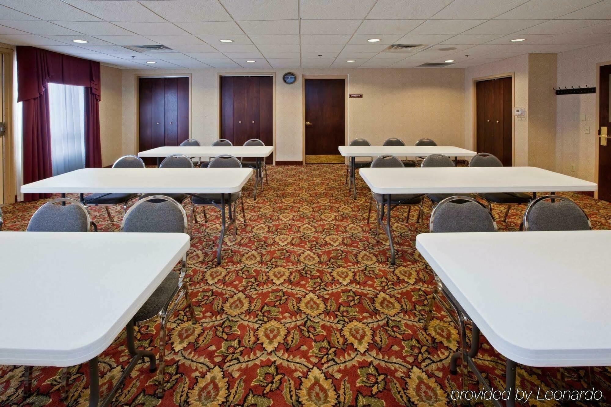 Holiday Inn Express Hotel & Suites Ashland By Ihg Exterior photo